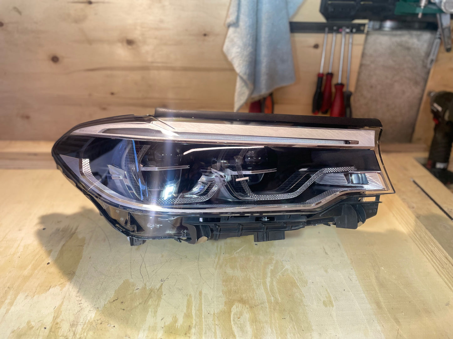 Phare BMW Série 5 G30 G31 Adaptive LED droit Original OEM - Reconditionné - 8499122-03