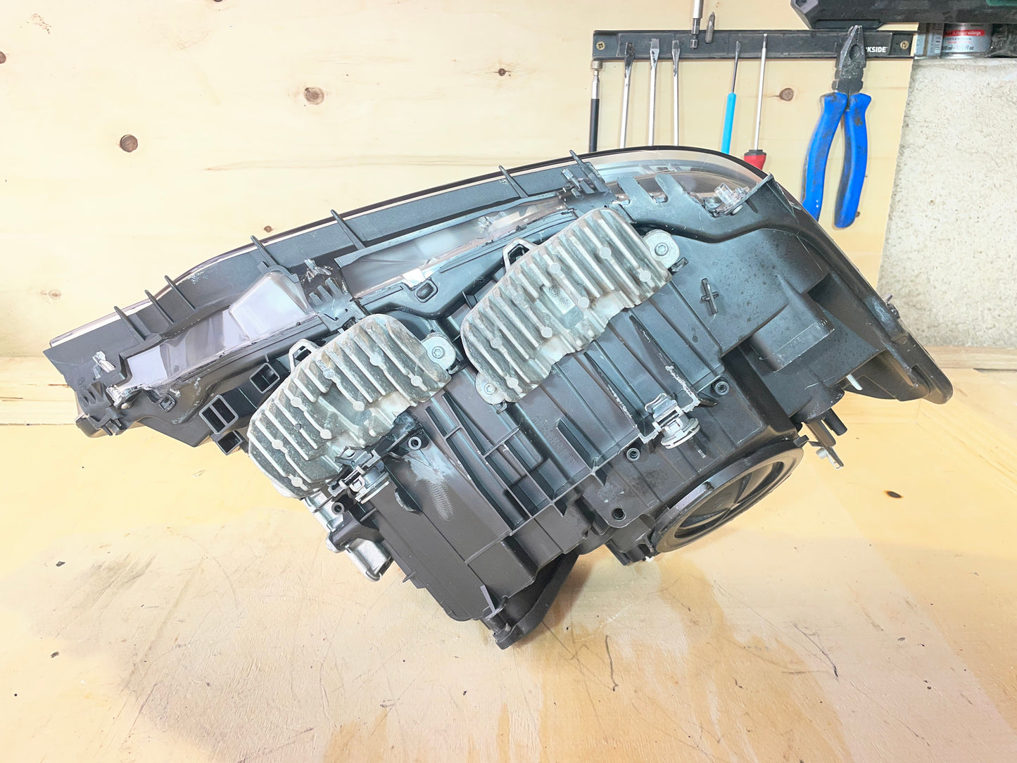 Phare BMW Série 3 F30 F31 Xénon AHL Gauche 63117259525 - Reconditionné