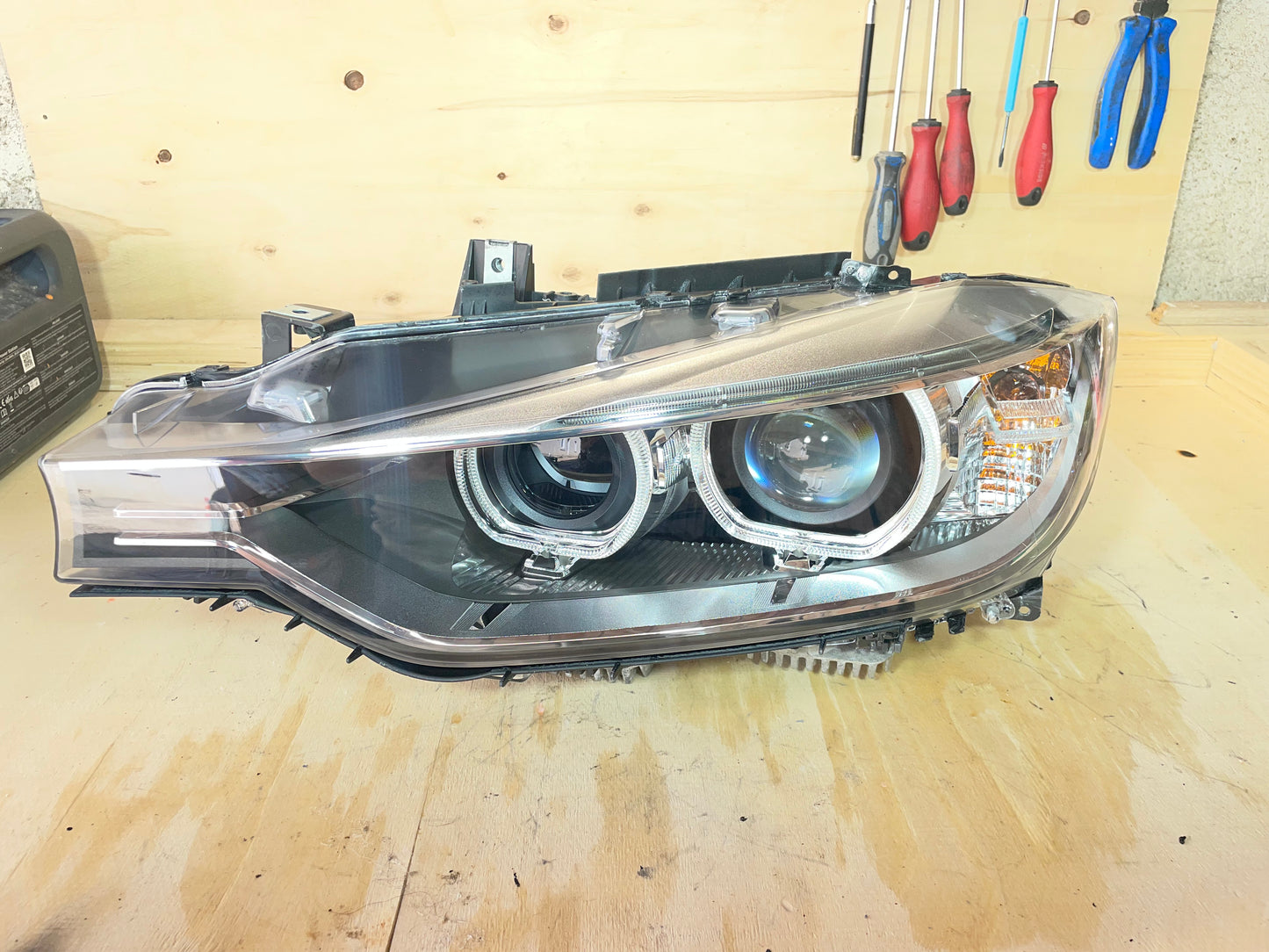 Phare BMW Série 3 F30 F31 Xénon AHL Gauche 63117259525 - Reconditionné