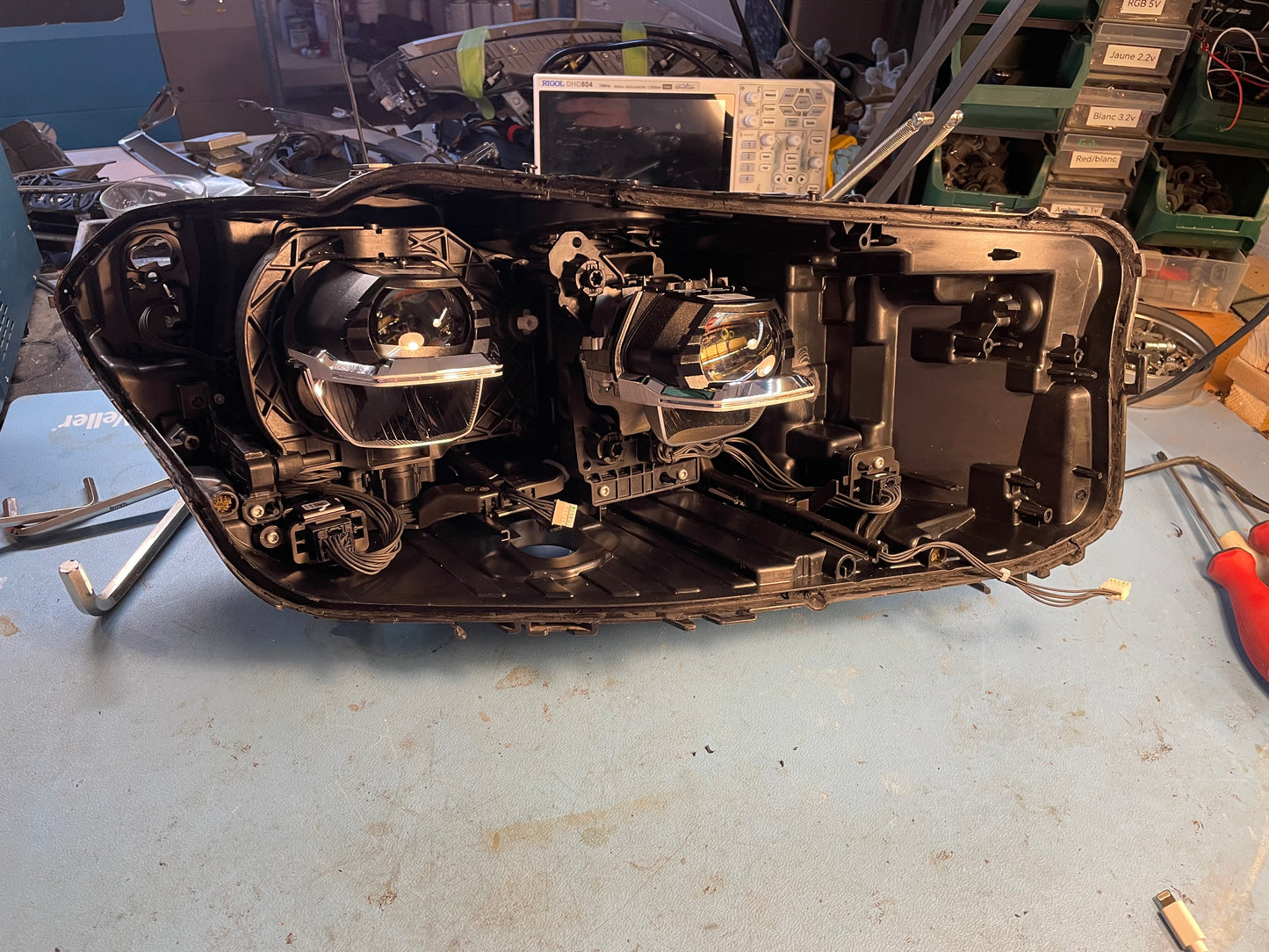 Phare BMW Série 5 G30 G31 Adaptive LED droit Original OEM - Reconditionné - 8499122-03